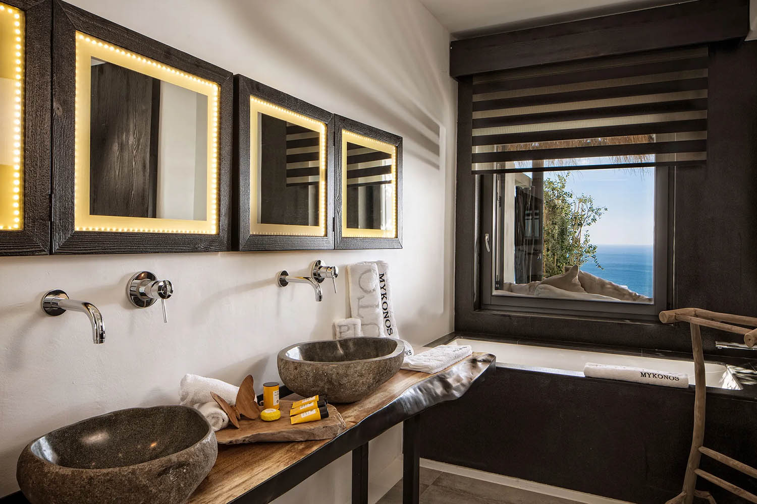 MAJESTIC Retreat Sea View Suite with Private Pool LuxuriaVacations