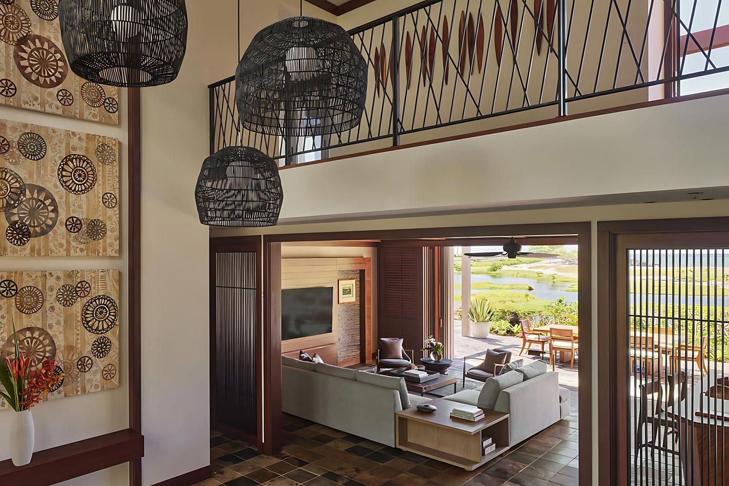 Makaloa Villa LuxuriaVacations
