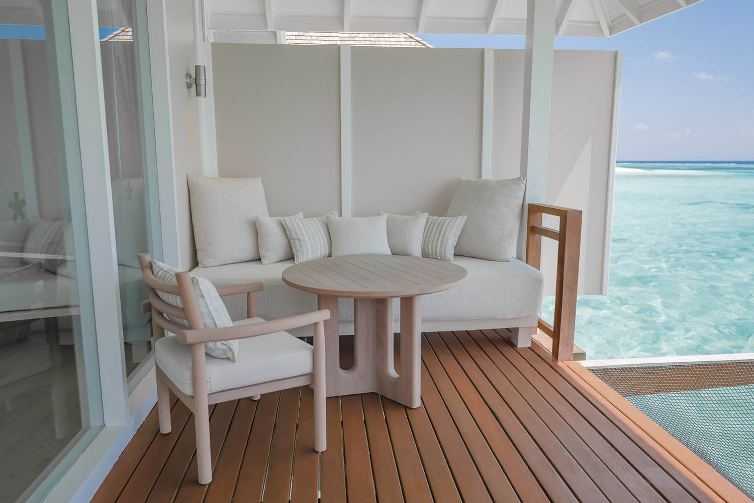 MALDIVES WATER VILLAS LuxuriaVacations