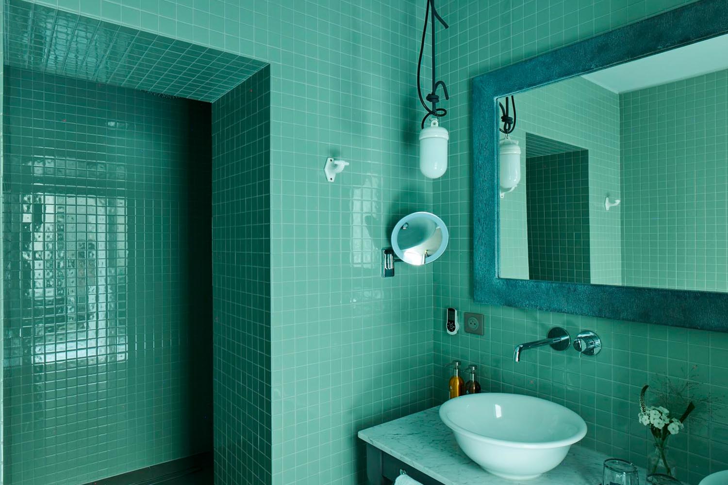 MANOIR LuxuriaVacations