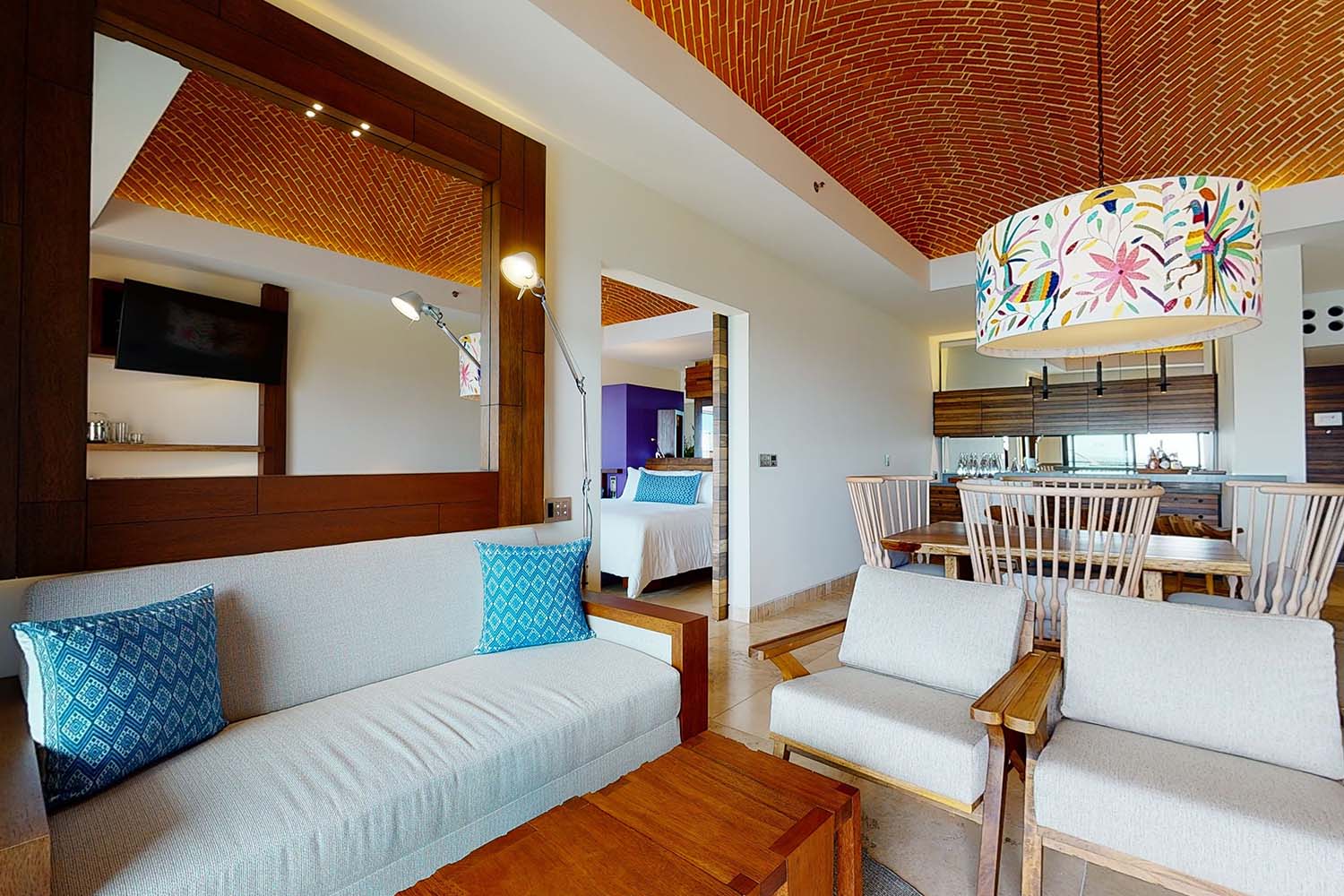 Master Ocean Front LuxuriaVacations