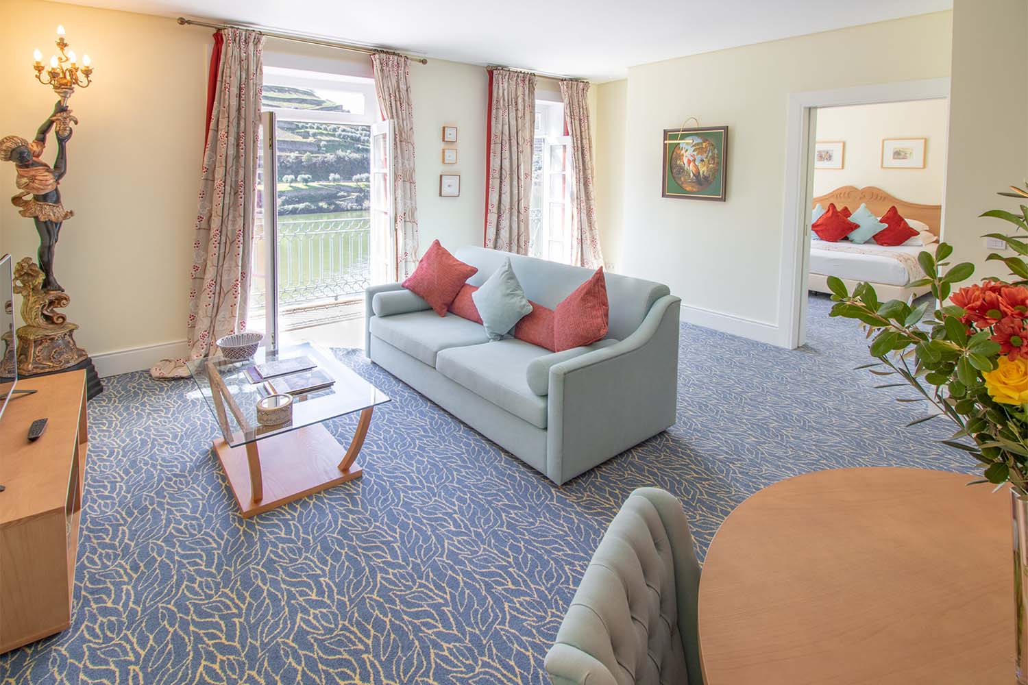 Master Suite LuxuriaVacations