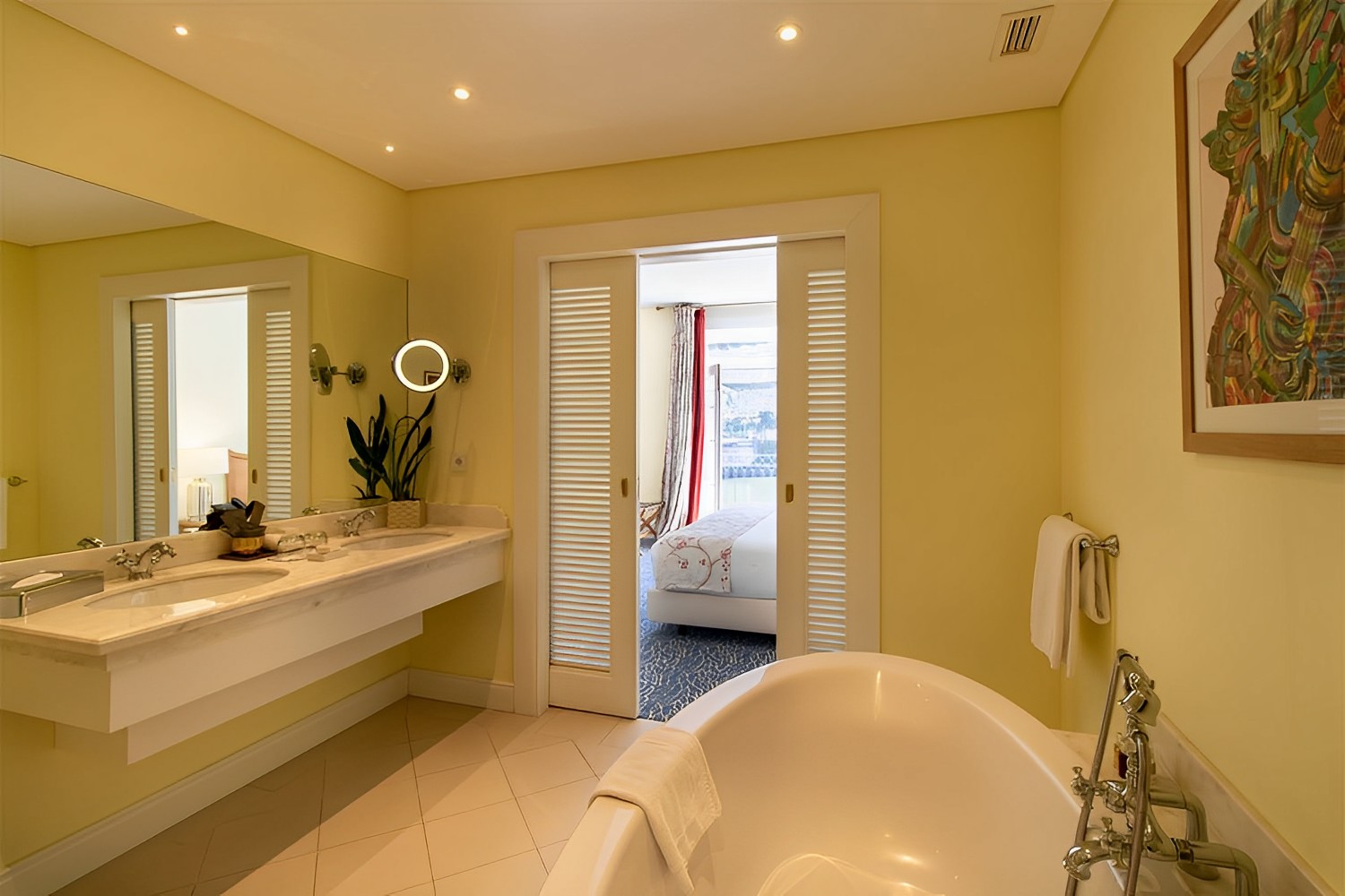 Master Suite LuxuriaVacations