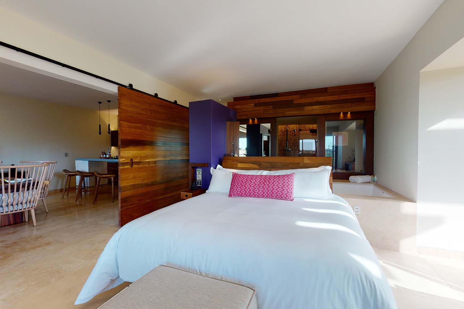 Master Suite LuxuriaVacations