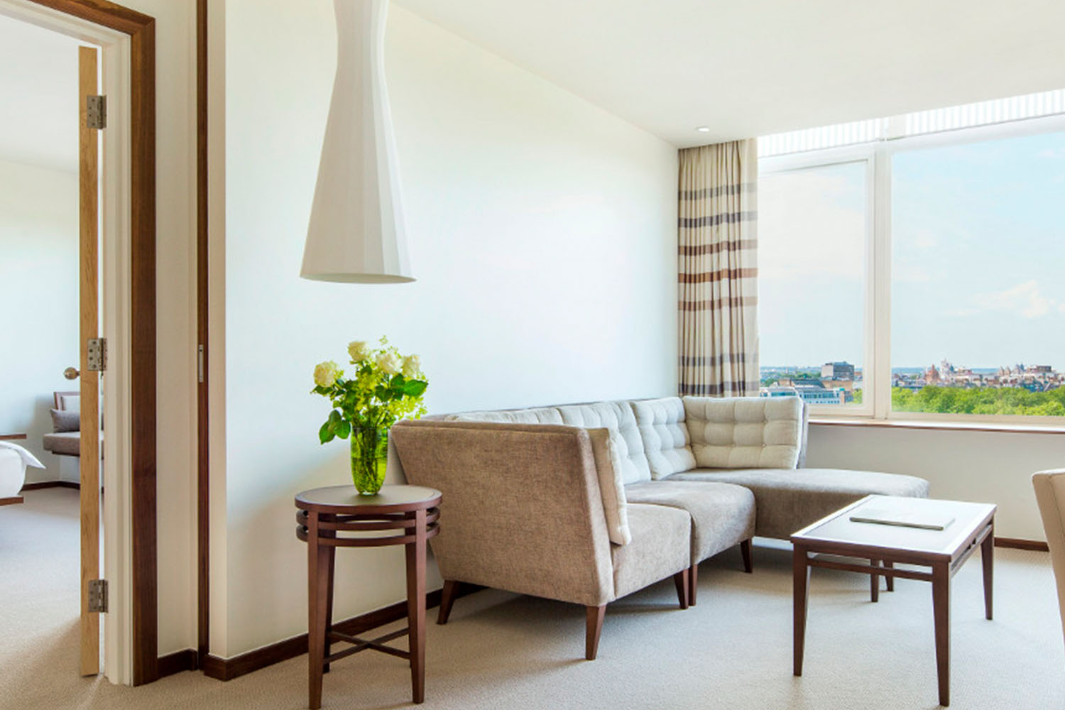 Metropolitan Suite LuxuriaVacations