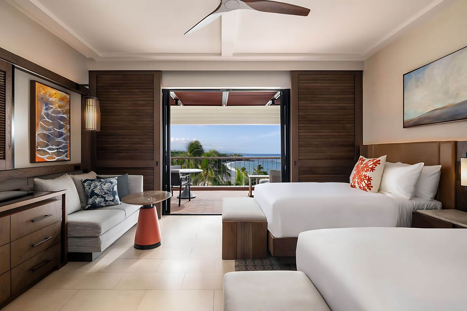 Newly Renovated Deluxe Guest room, 2 Double, Oceanfront, Main Tower, Balcony LuxuriaVacations