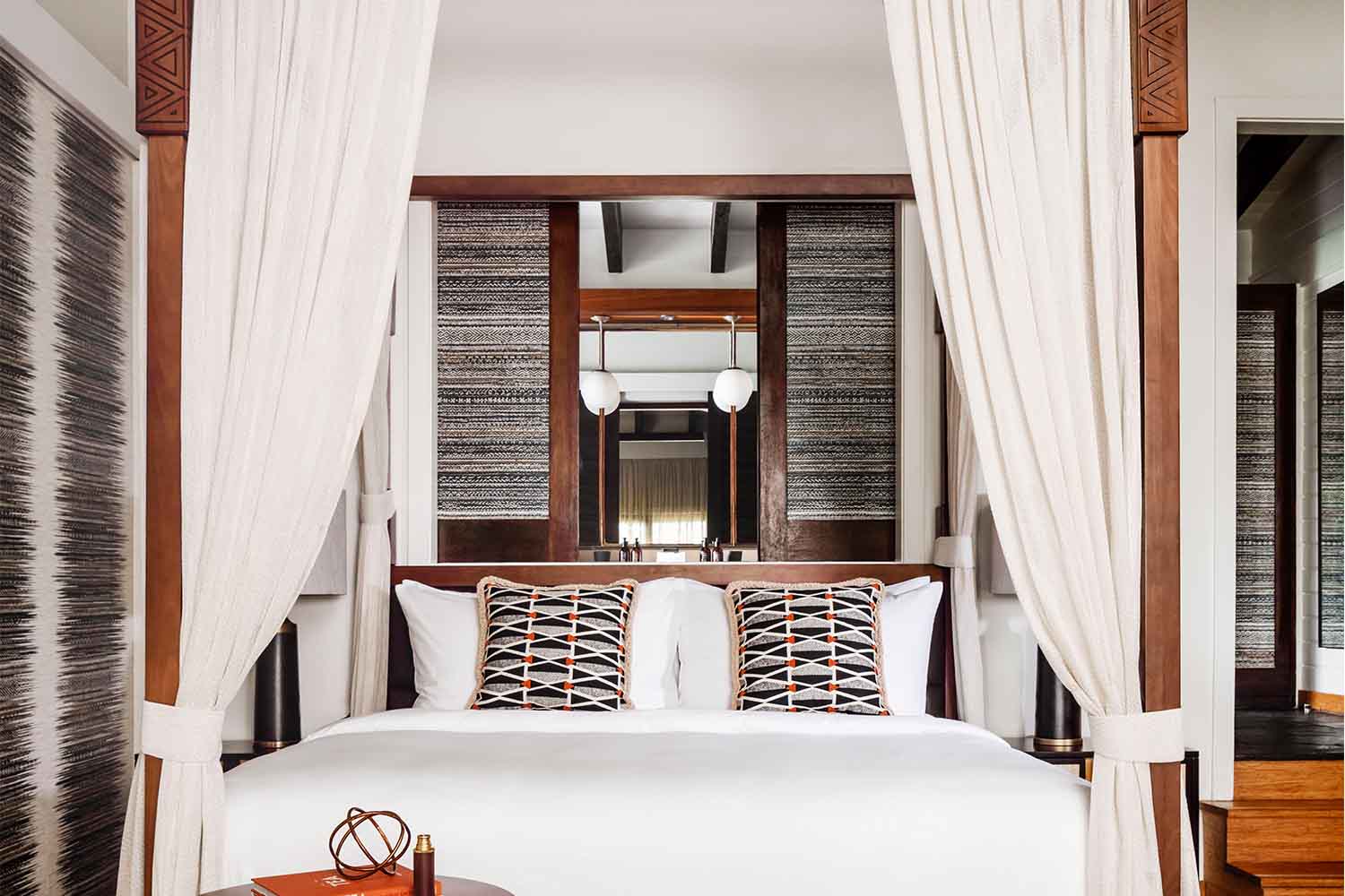 Nyungwe Room LuxuriaVacations
