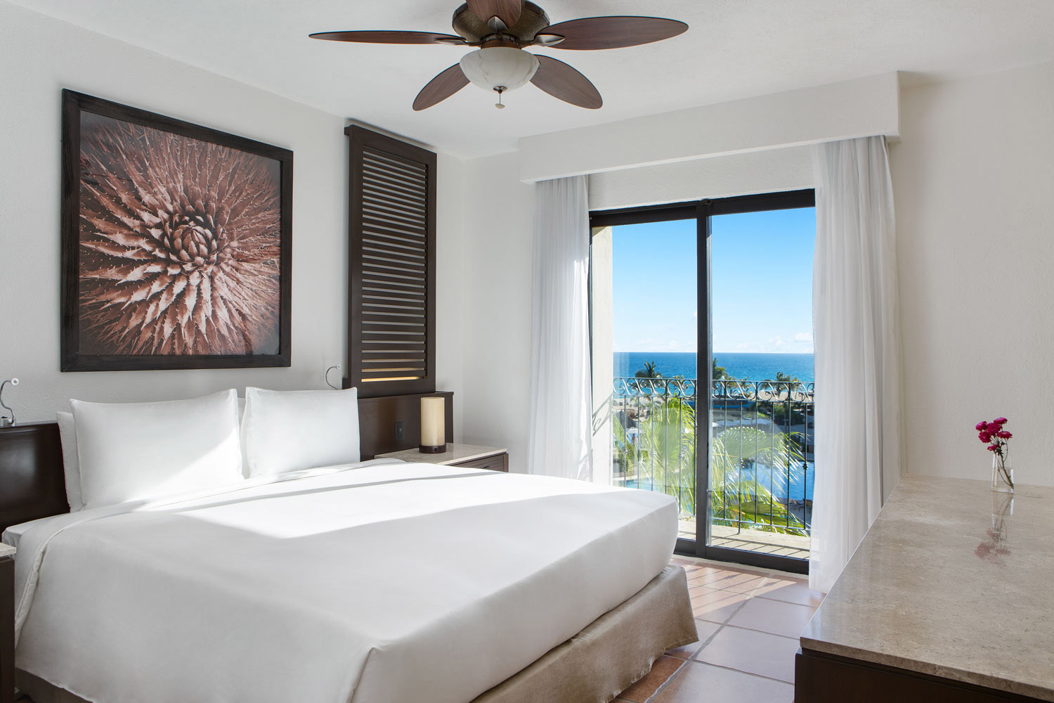 Ocean Front Double LuxuriaVacations