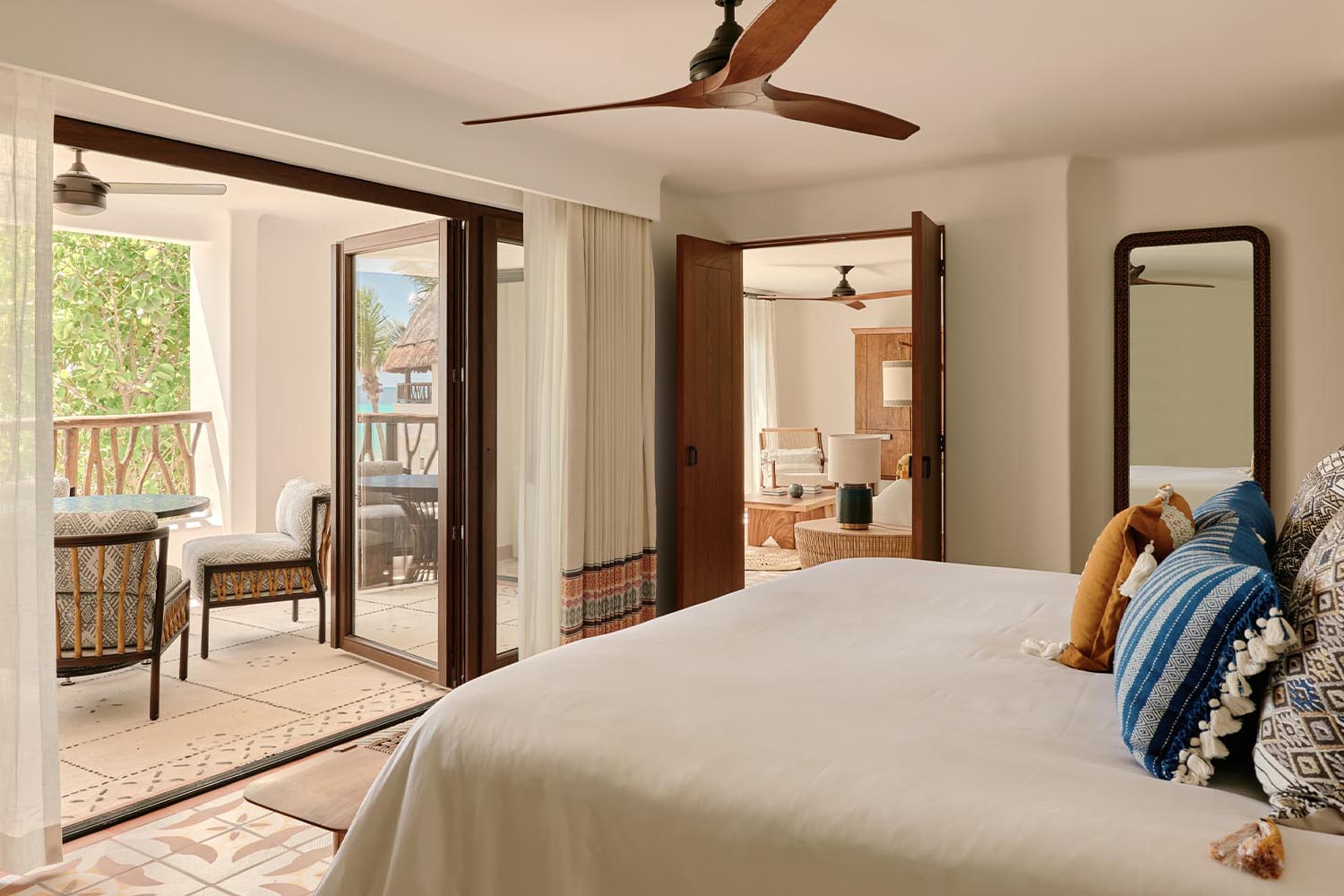 Ocean View Master Suite LuxuriaVacations