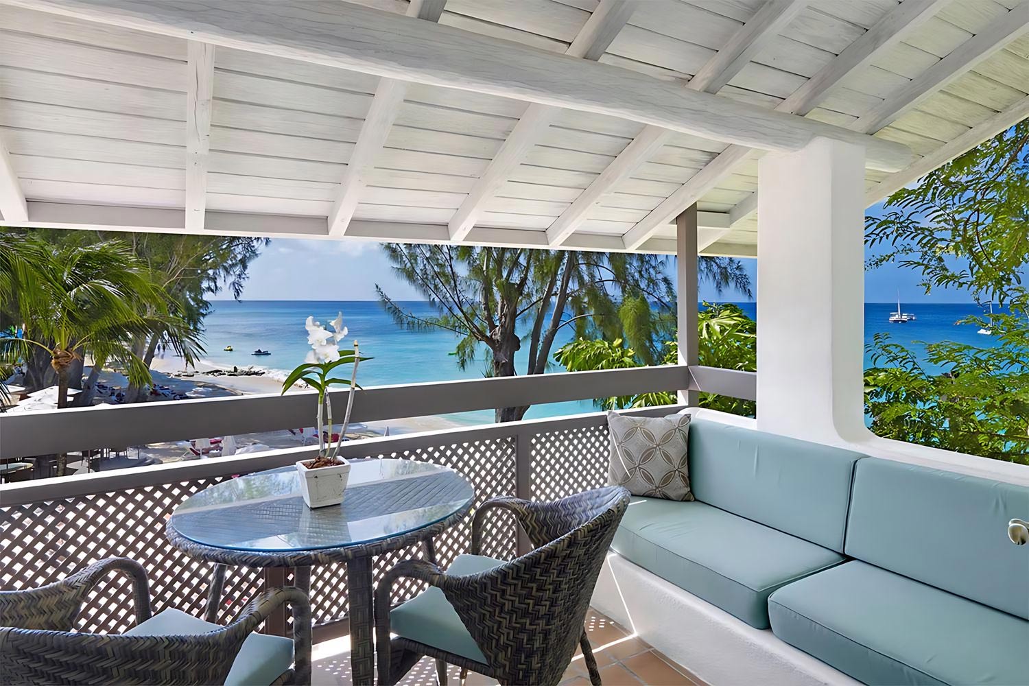 Ocean View Room LuxuriaVacations