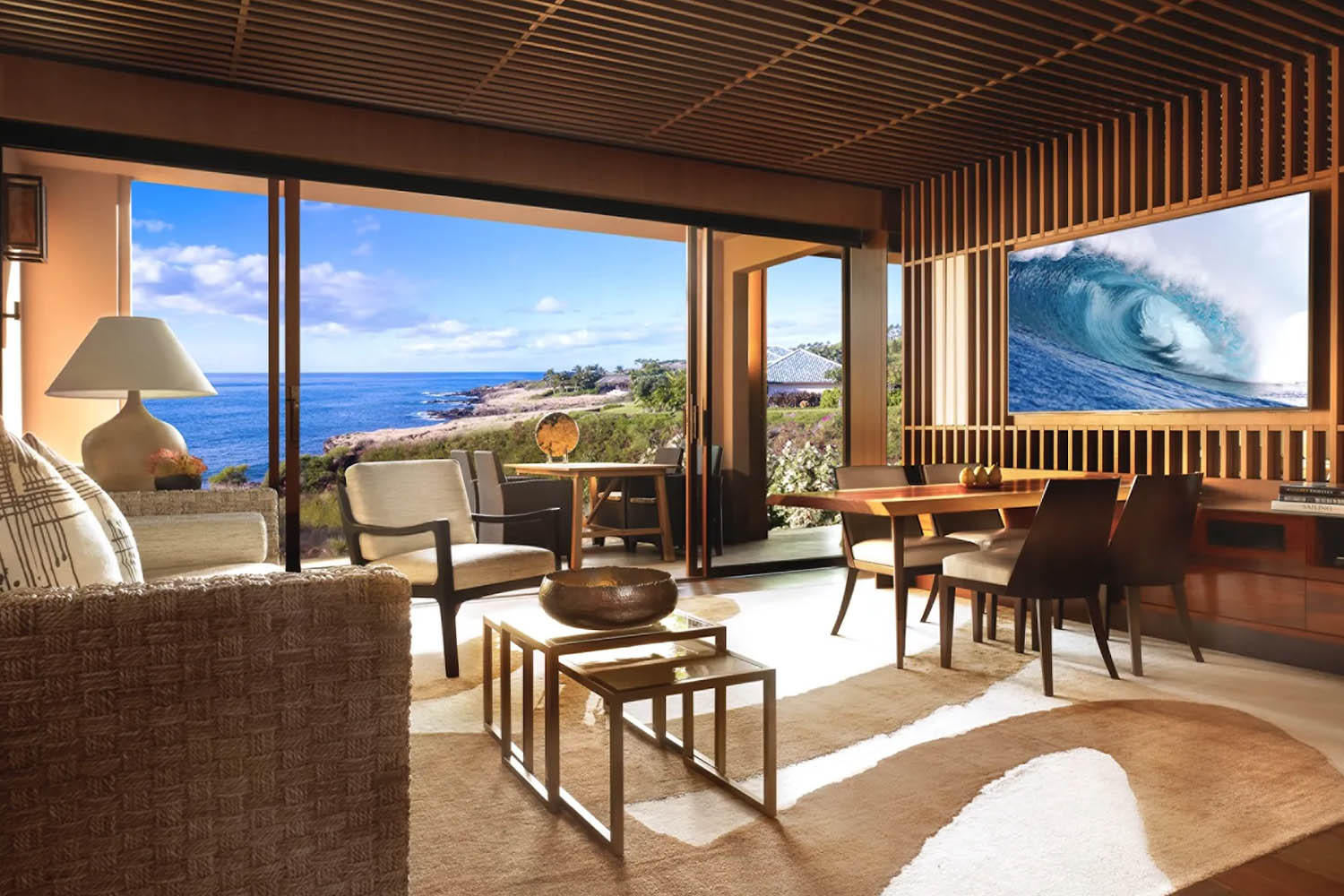 Ocean-View Studio Suite LuxuriaVacations
