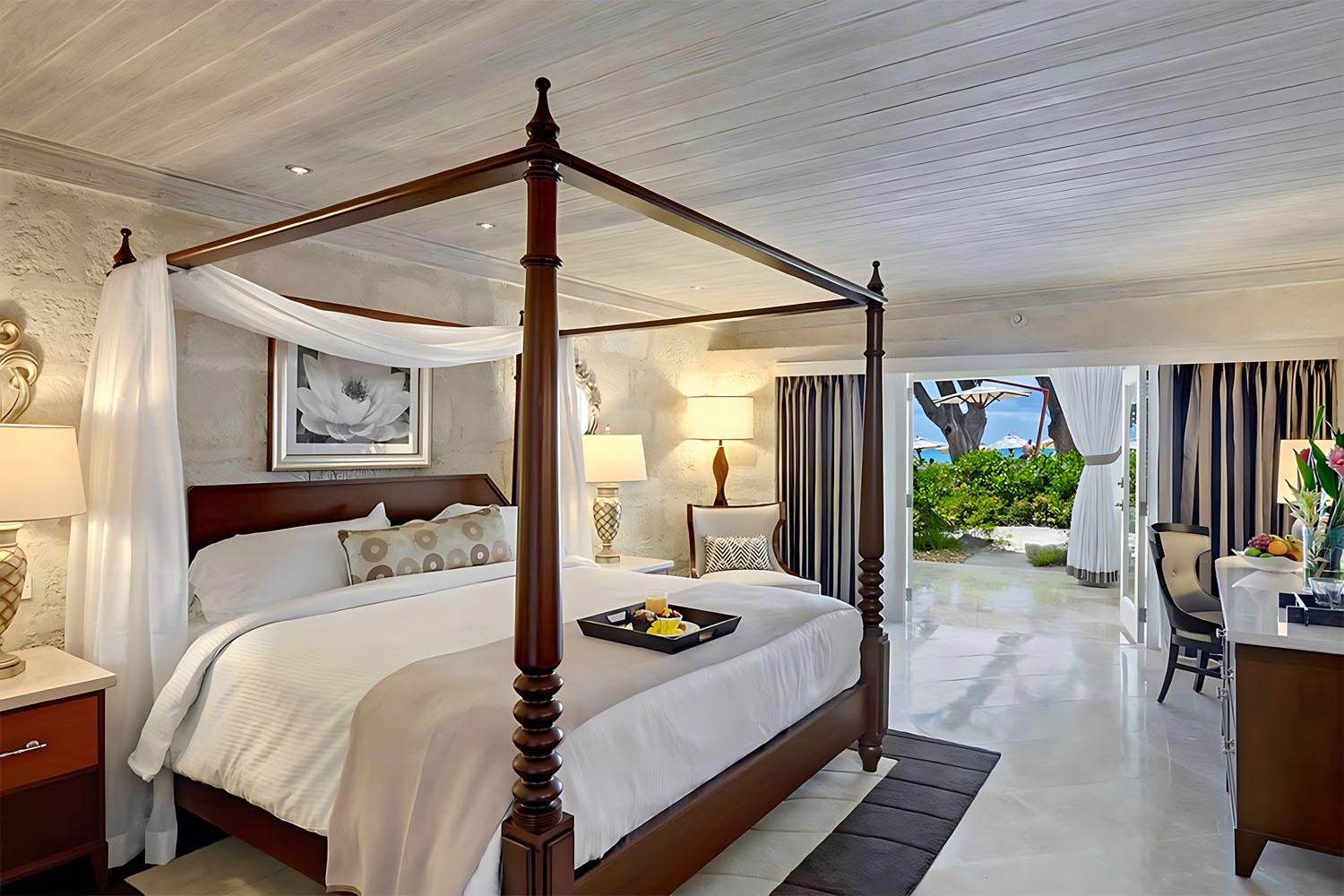 Ocean View Suite LuxuriaVacations