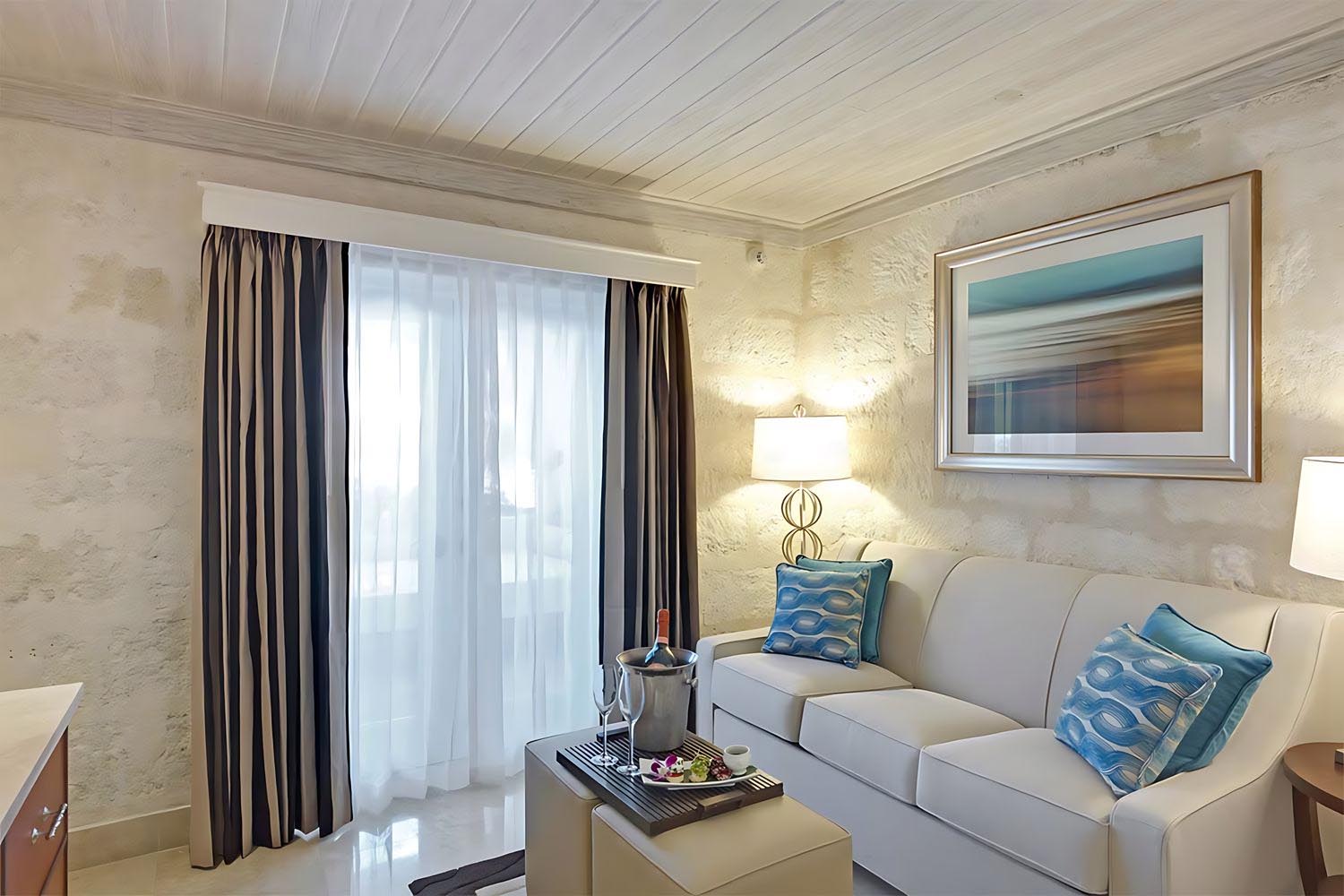 Ocean View Suite LuxuriaVacations
