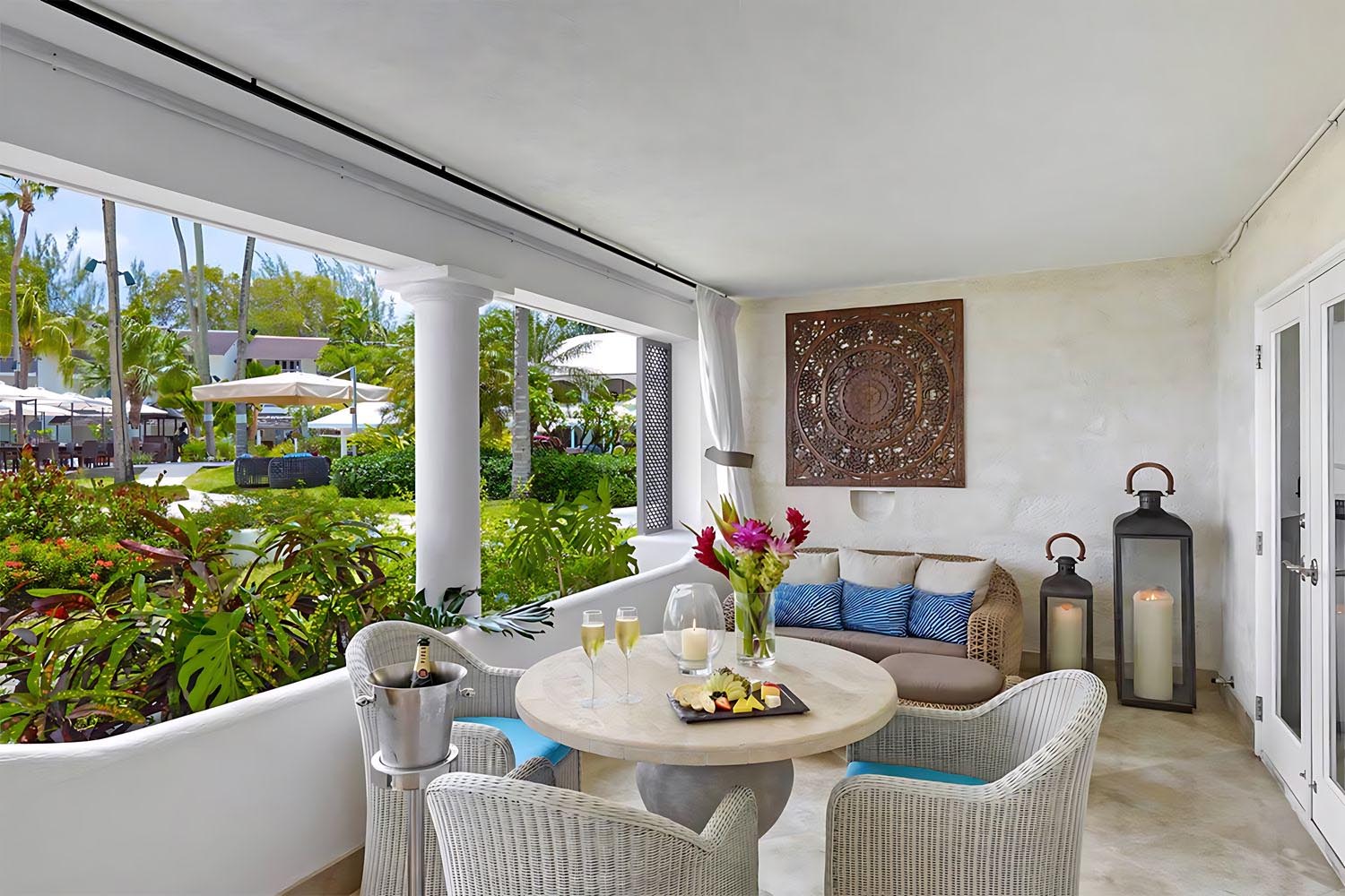 Ocean View Suite LuxuriaVacations