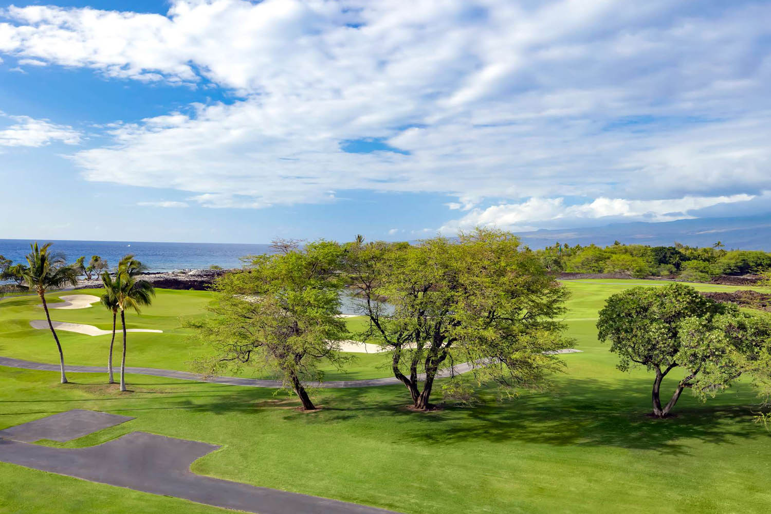 Ocean View Two Queens LuxuriaVacations