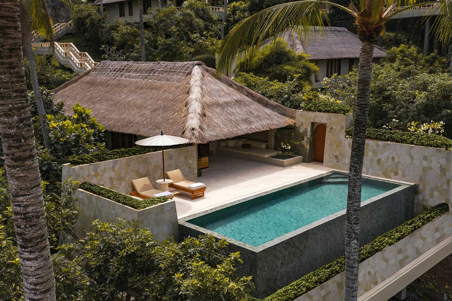 Infinity Pool Suite (Lombok Strait View) LuxuriaVacations