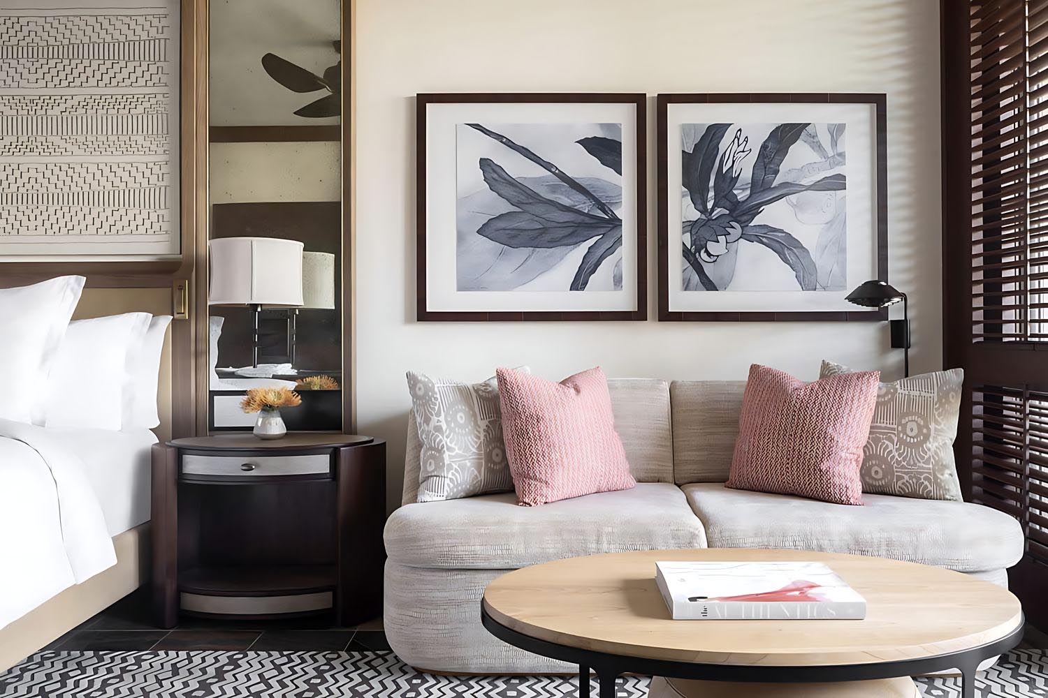 Oceanfront Room LuxuriaVacations