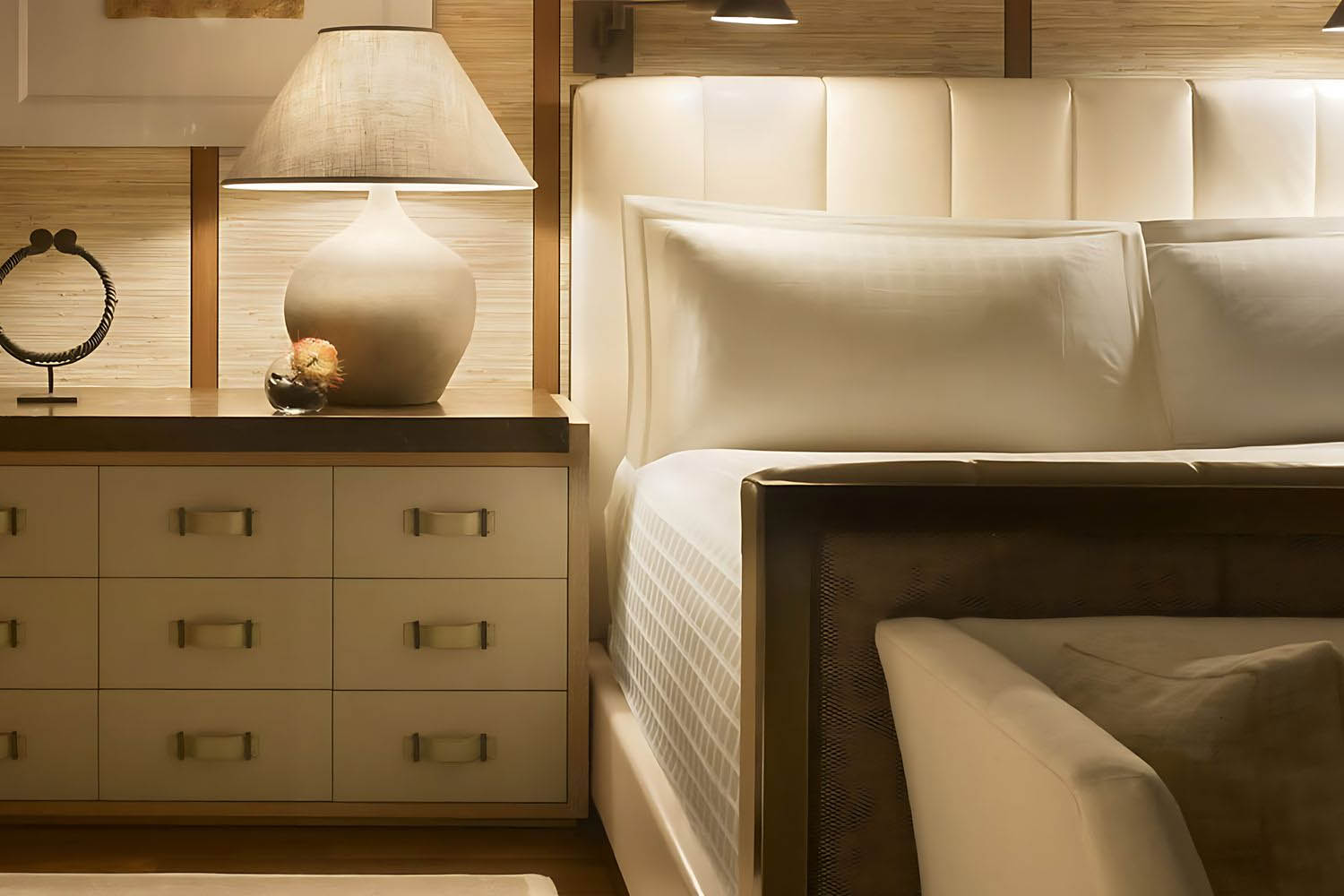 Ohana Oceanview Suite LuxuriaVacations