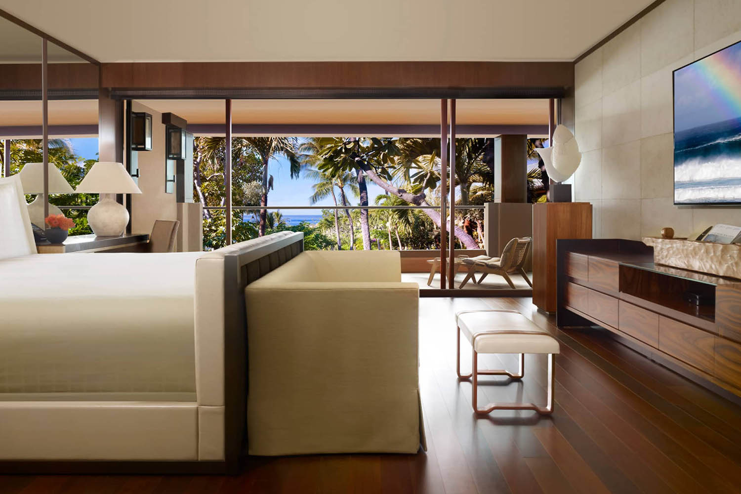 Ohana Resort-View Suite LuxuriaVacations