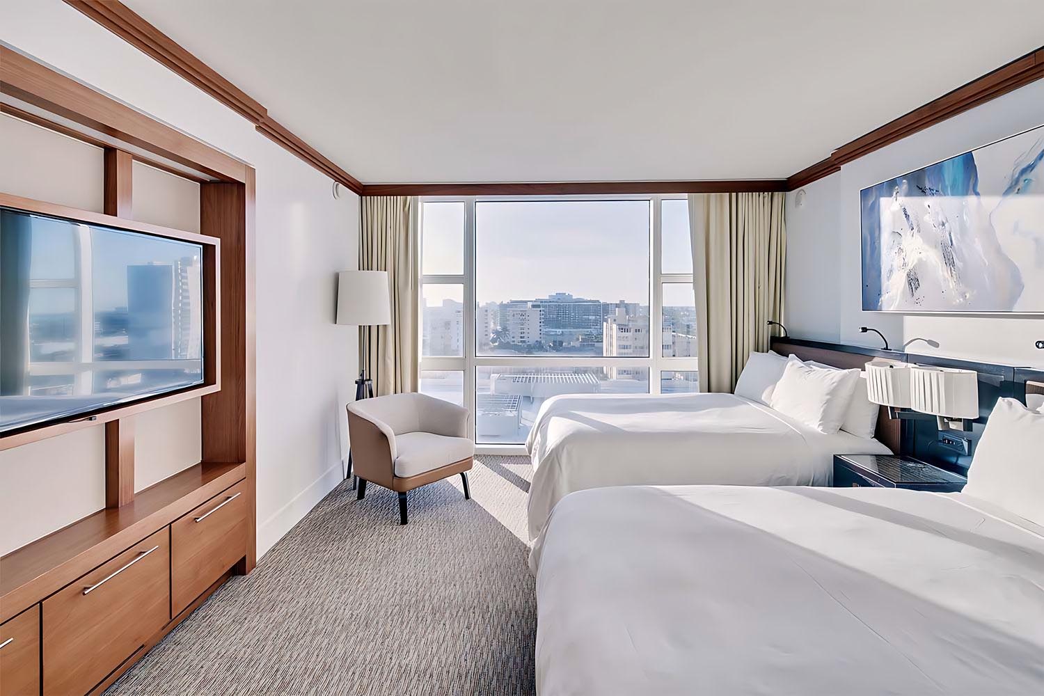 One-bedroom luxury apartment Two Queen Beds LuxuriaVacations