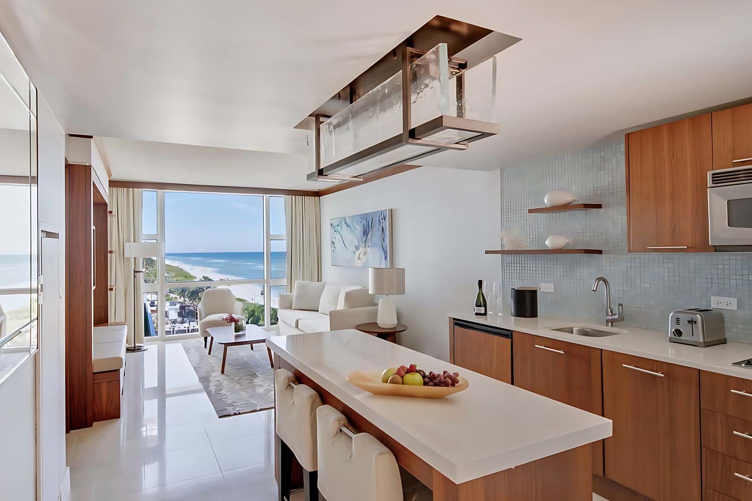 One bedroom luxury apartment Two Queen Beds with Ocean View LuxuriaVacations