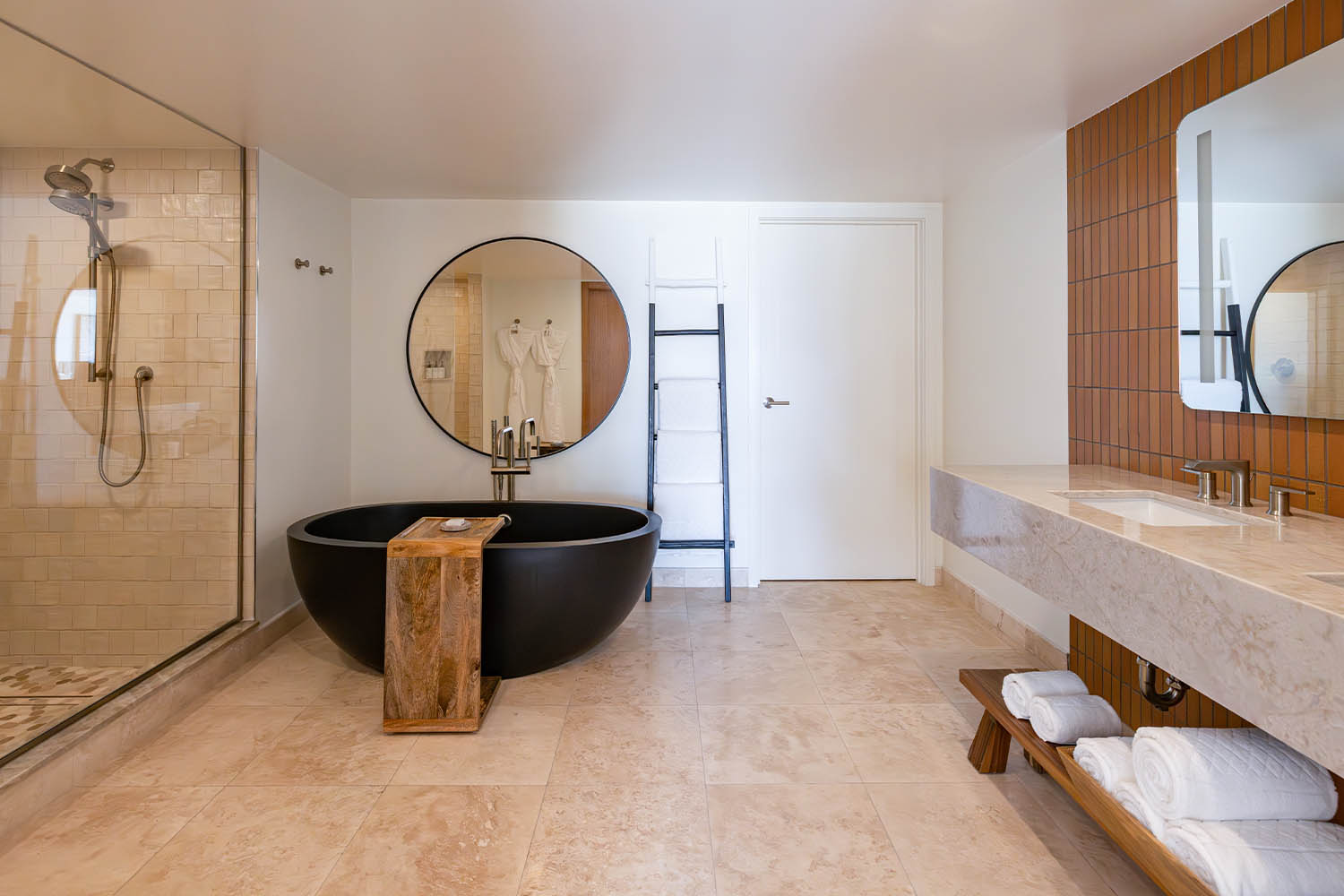 One Bedroom, Suite, 1 King, Sofa bed, Ocean view, Lanai LuxuriaVacations