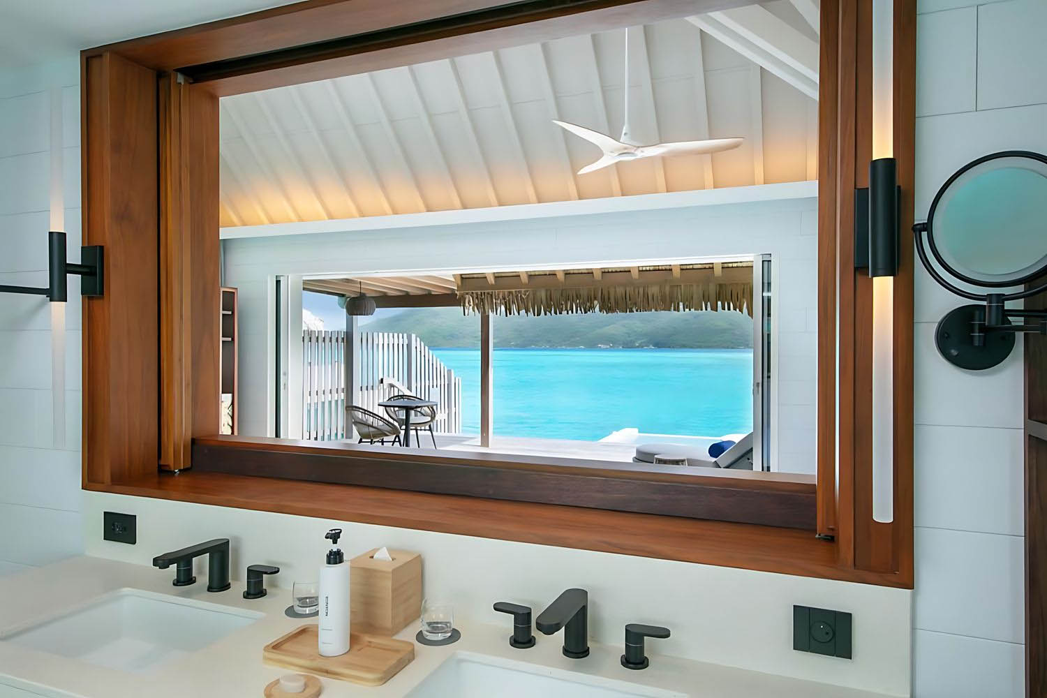 Otemanu Overwater w/Pool 1 Bedroom Villa, 1 King, Otemanu view, Lagoon access, Plunge pool LuxuriaVacations
