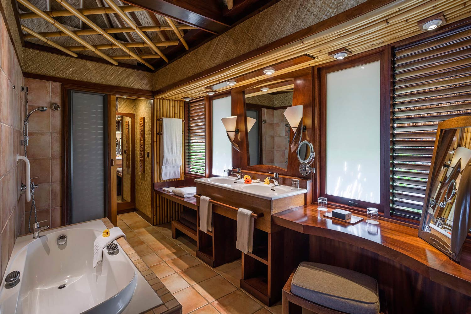 Overwater Bungalow Otemanu Mountain View LuxuriaVacations