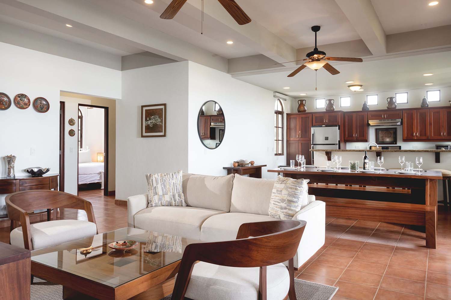 Pacific Condo 3C LuxuriaVacations