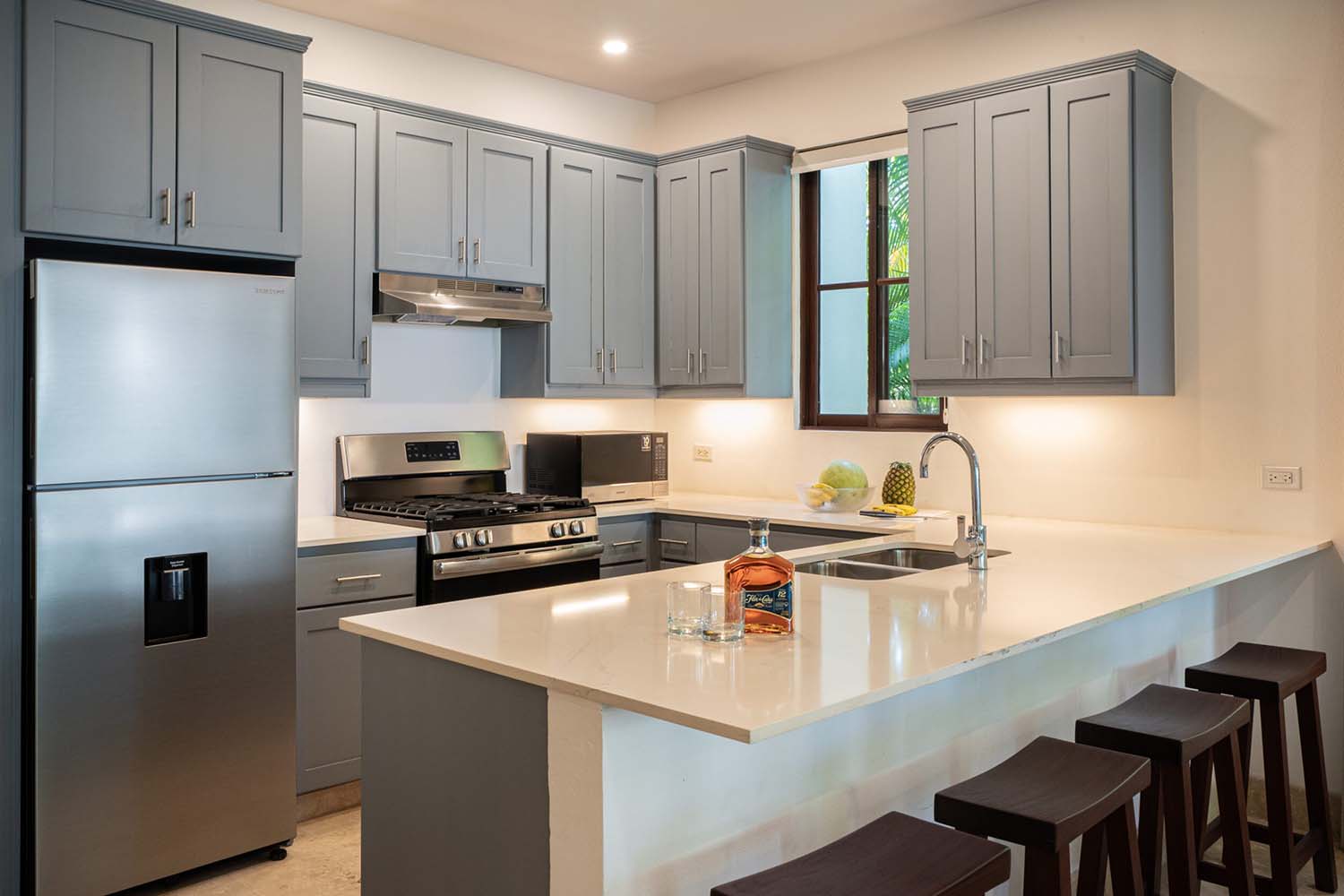 Pacific Condo 5A LuxuriaVacations