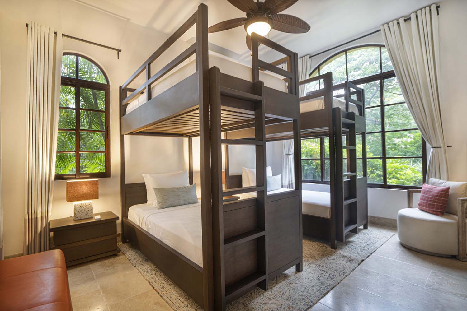 Pacific Condo 5B LuxuriaVacations