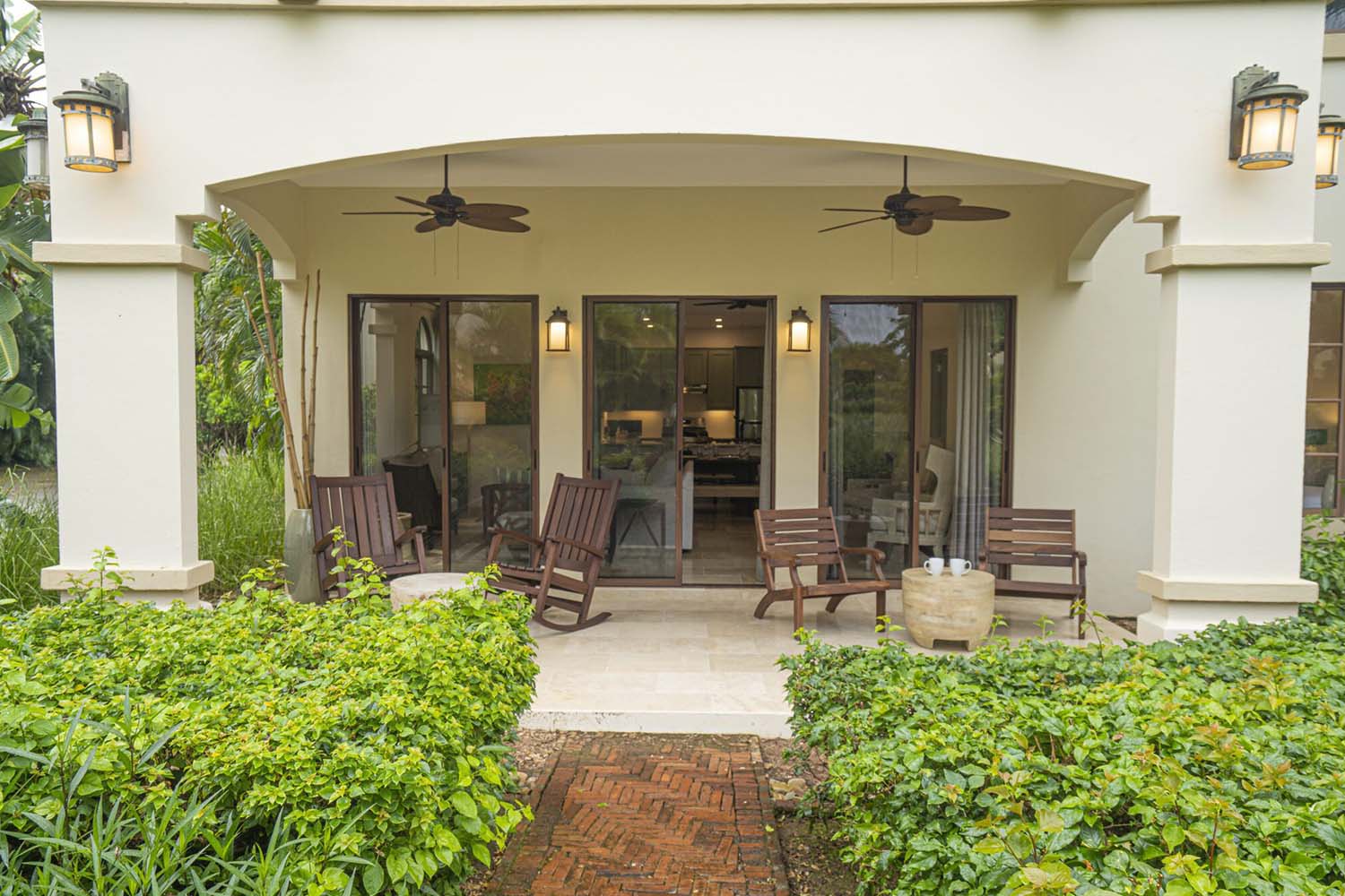 Pacific Condo 5B LuxuriaVacations