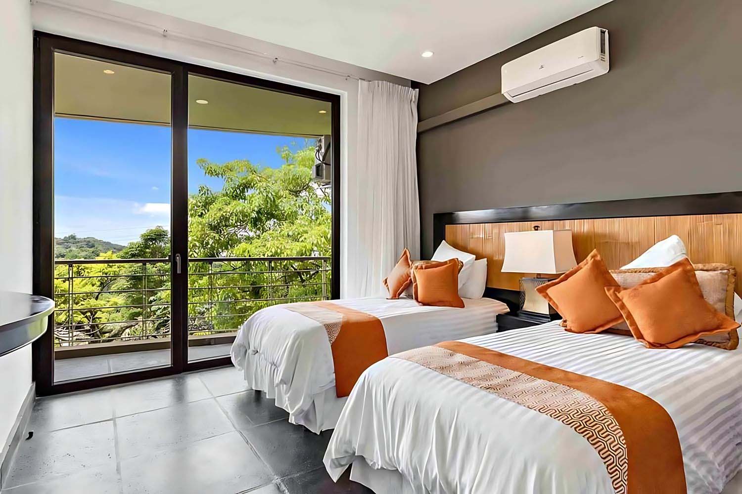 Panoramic Ocean View Suite LuxuriaVacations