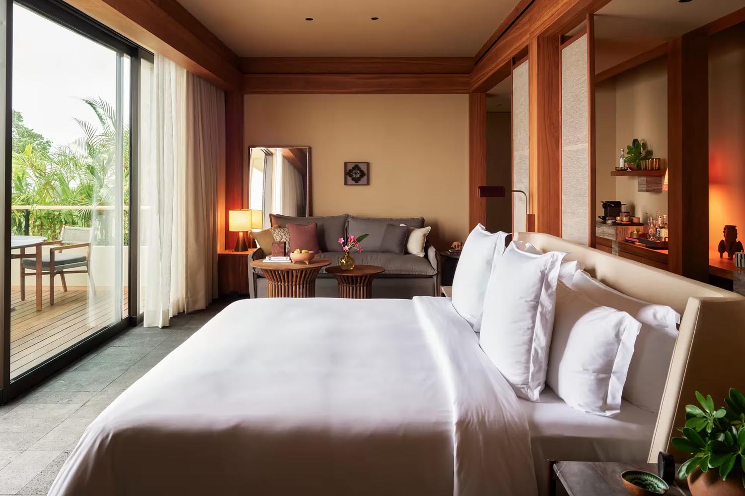 Panoramic Oceanfront Mountain Suite LuxuriaVacations