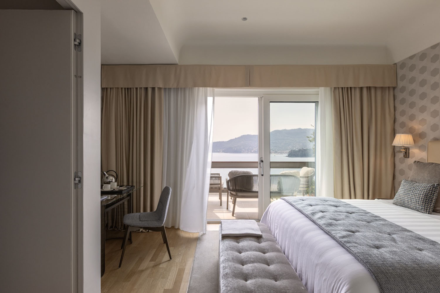 Panoramic Two-Bedroom Suite LuxuriaVacations
