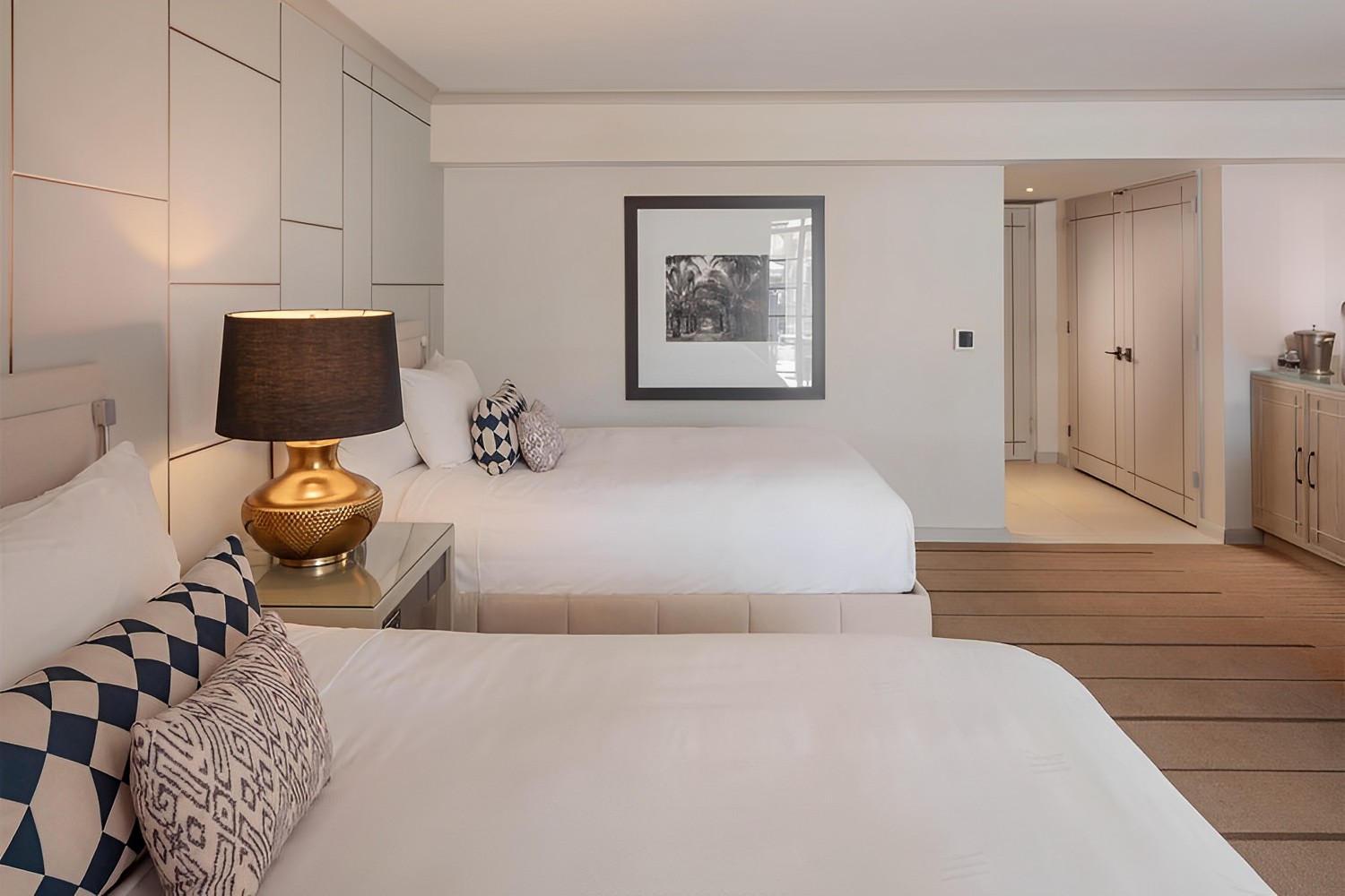 Paradise Pool Side - Two Queen Beds LuxuriaVacations