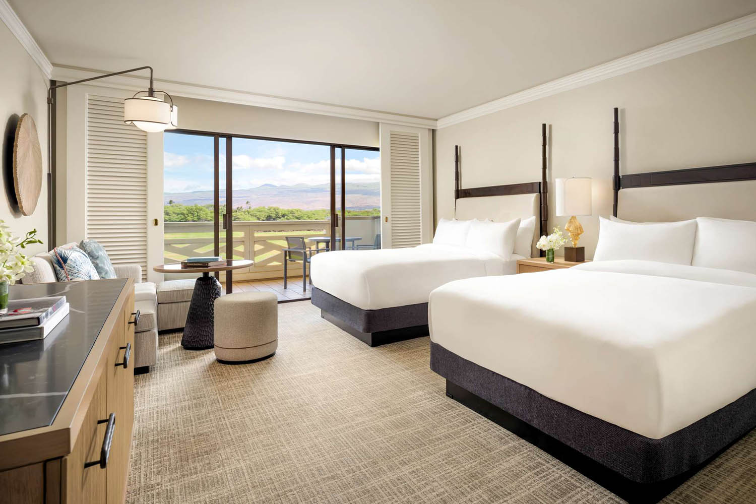 partial ocean view queen/queen LuxuriaVacations