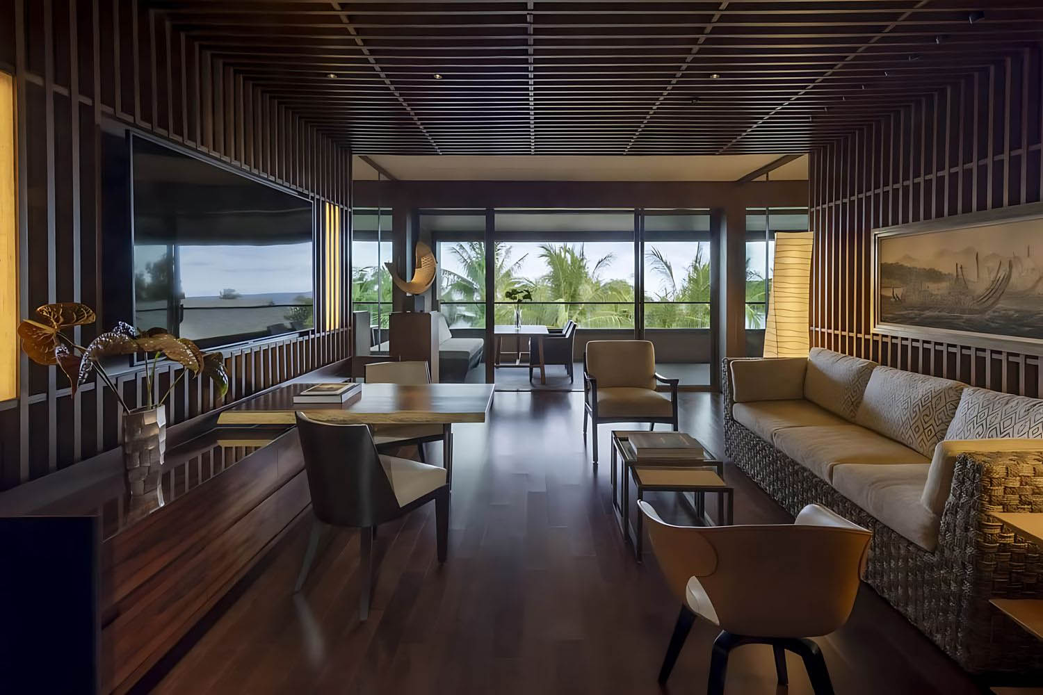 Penthouse Deluxe Suite LuxuriaVacations