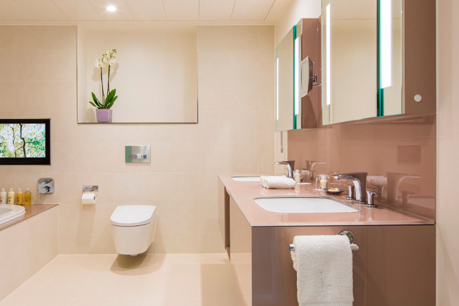 Penthouse Suite LuxuriaVacations