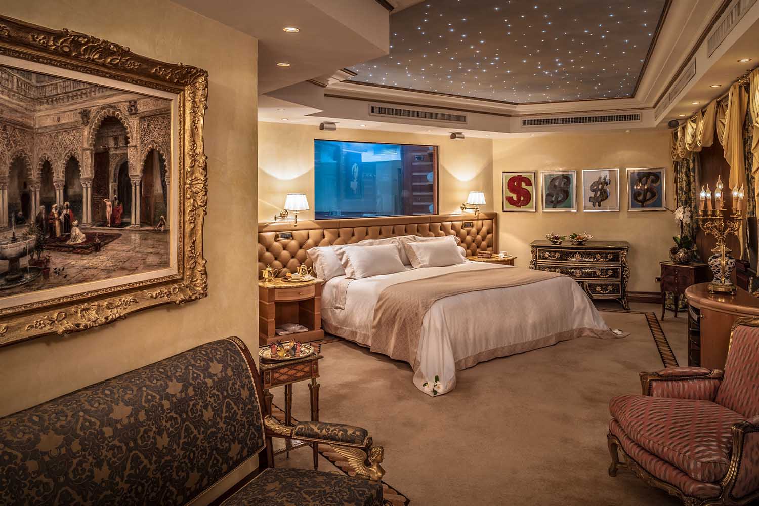 Penthouse Suite LuxuriaVacations