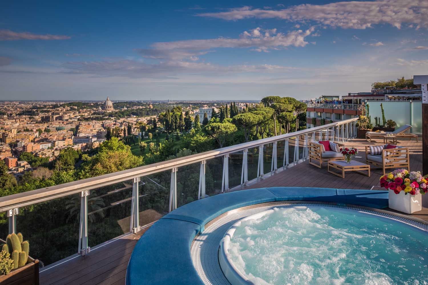 Penthouse Suite LuxuriaVacations