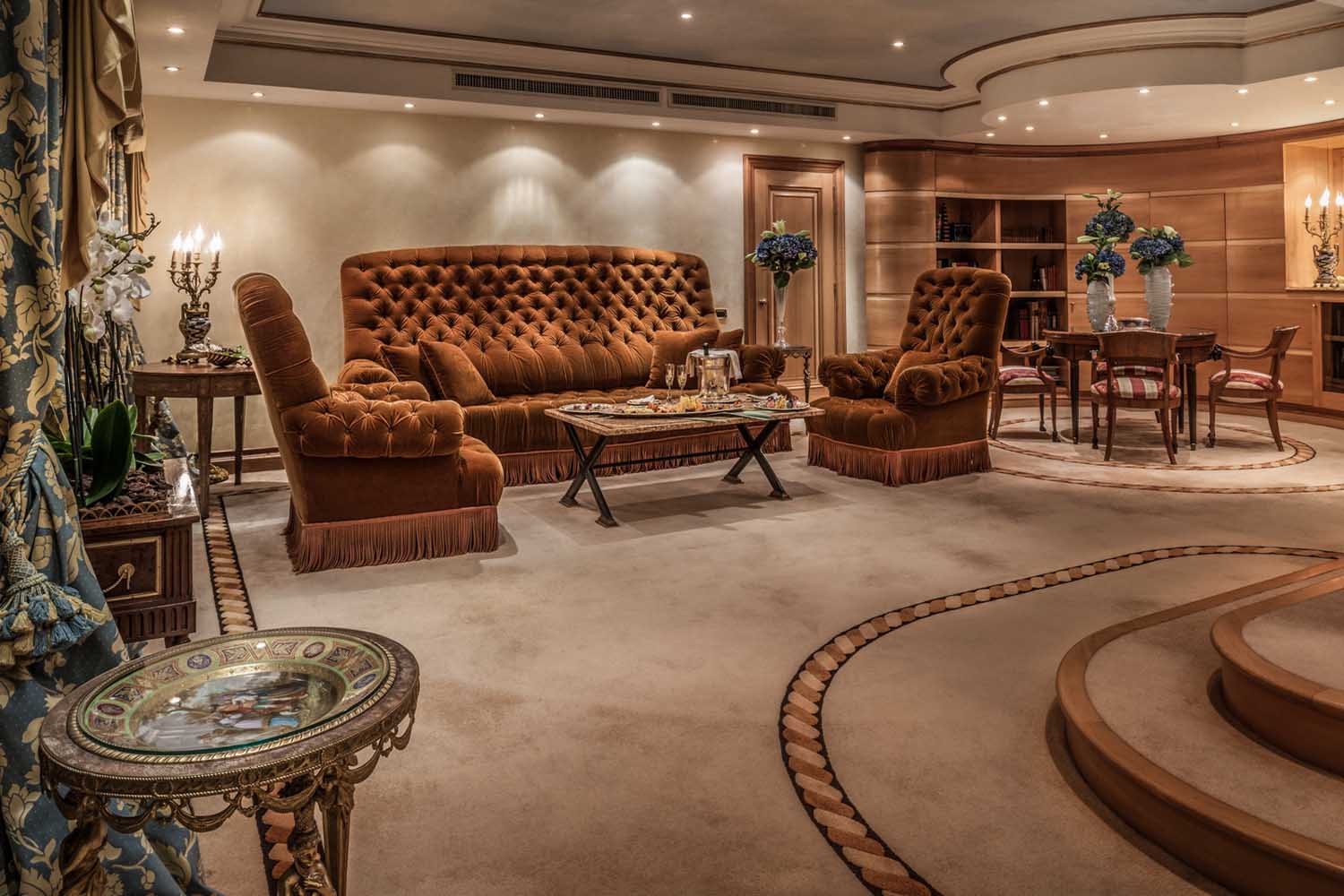 Penthouse Suite LuxuriaVacations