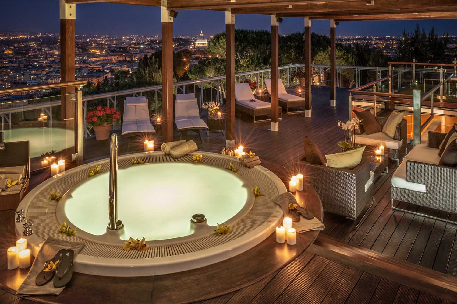Planetarium Suite LuxuriaVacations
