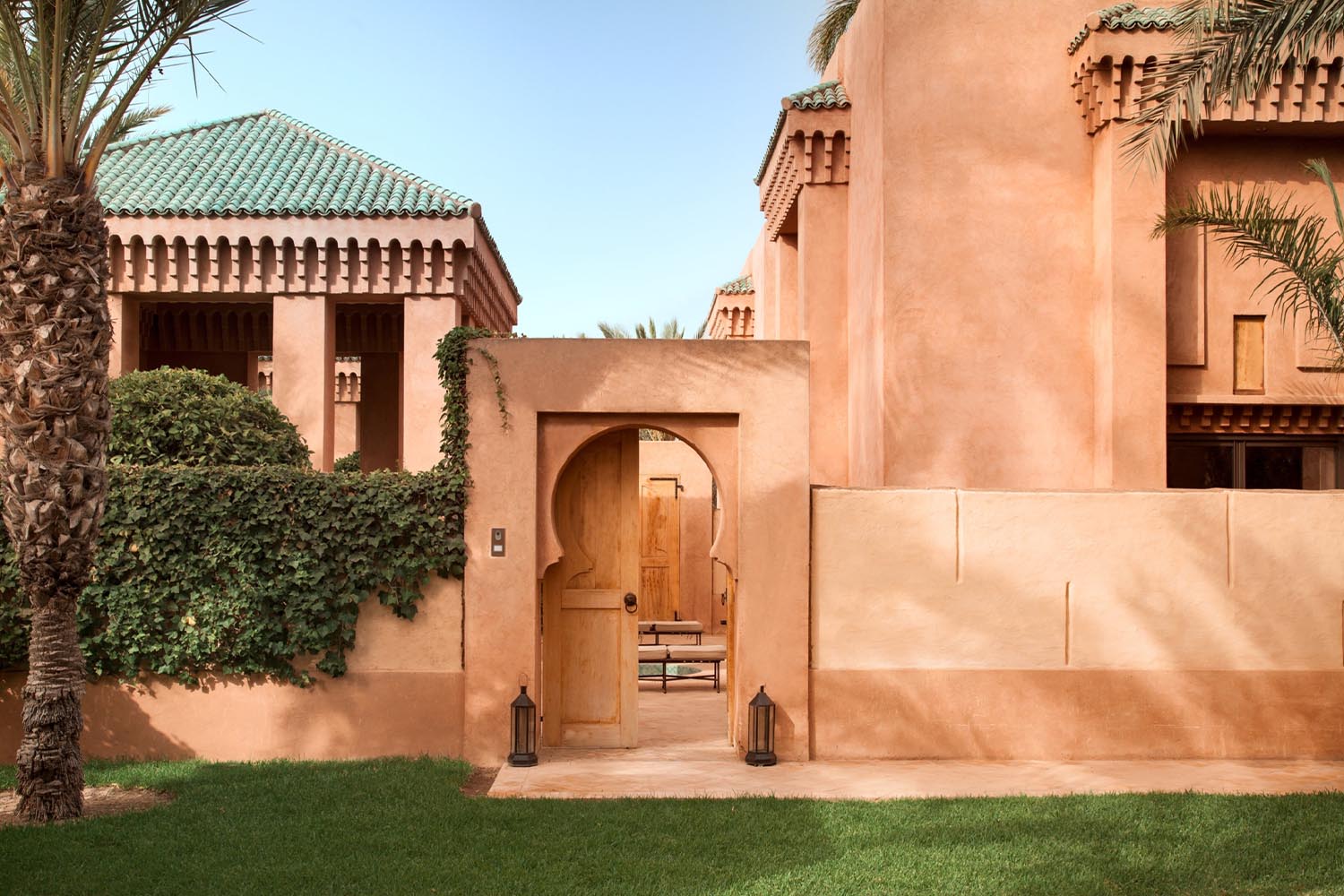 Pool Pavilion South LuxuriaVacations