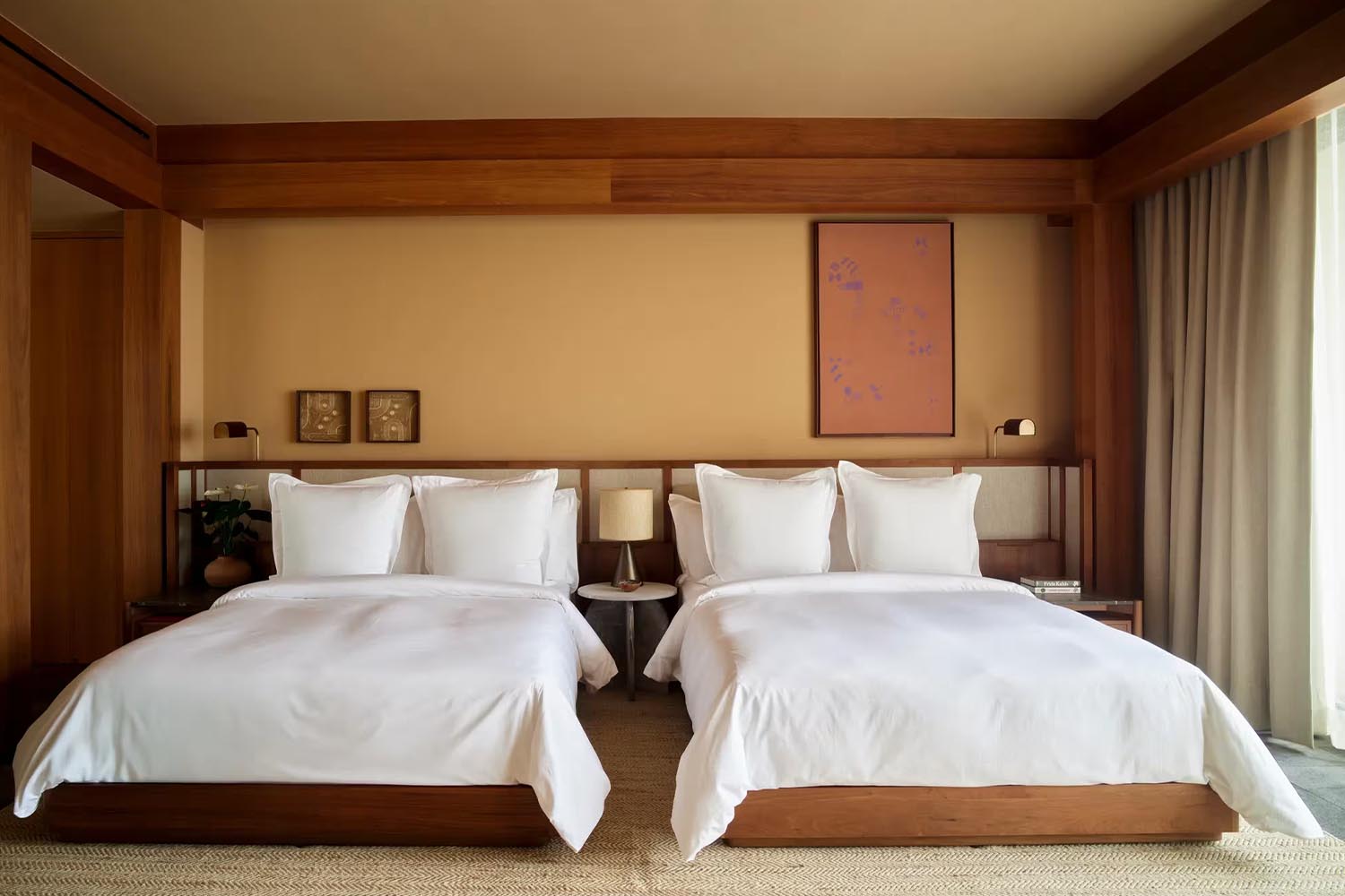 Poolside Studio Suite Queen LuxuriaVacations
