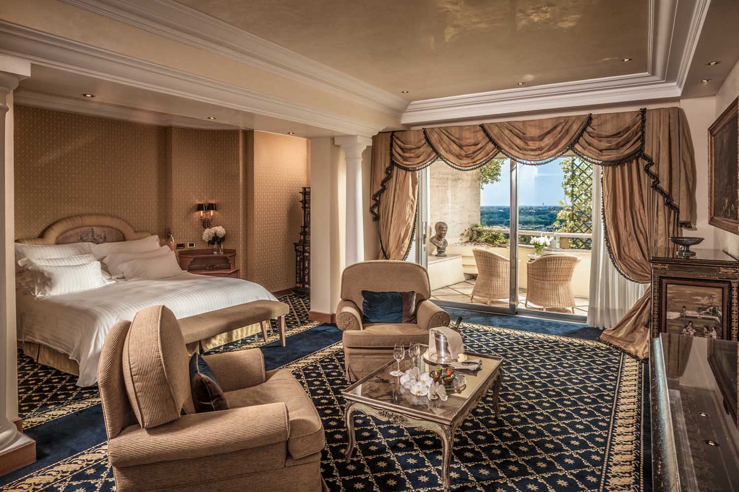 Premier Alcove Suite LuxuriaVacations