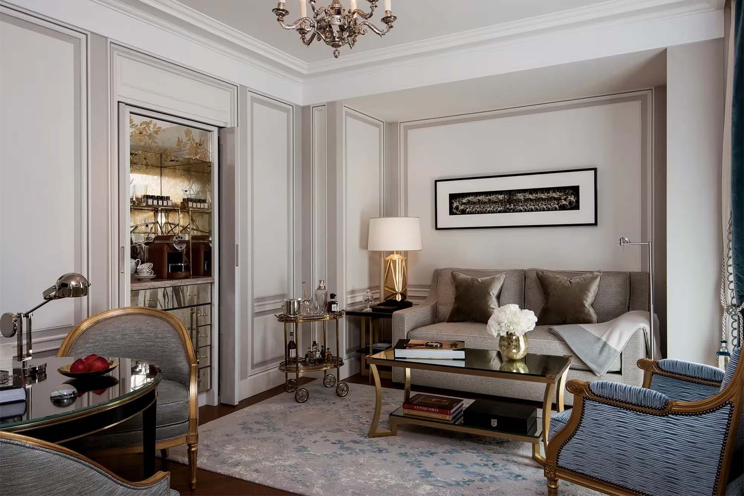 Premier Family Suite LuxuriaVacations
