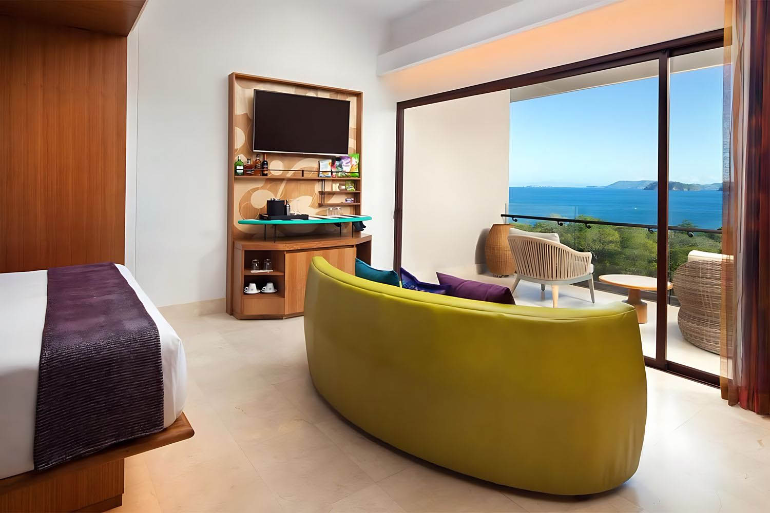 Premier, Guest room, 1 King, Ocean view, Balcony LuxuriaVacations