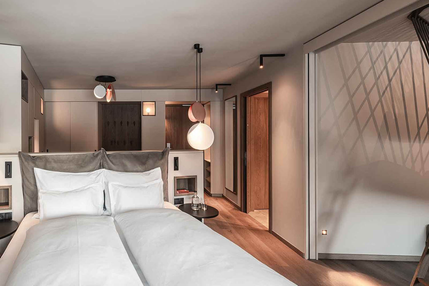 Premium Suite Falkynest LuxuriaVacations