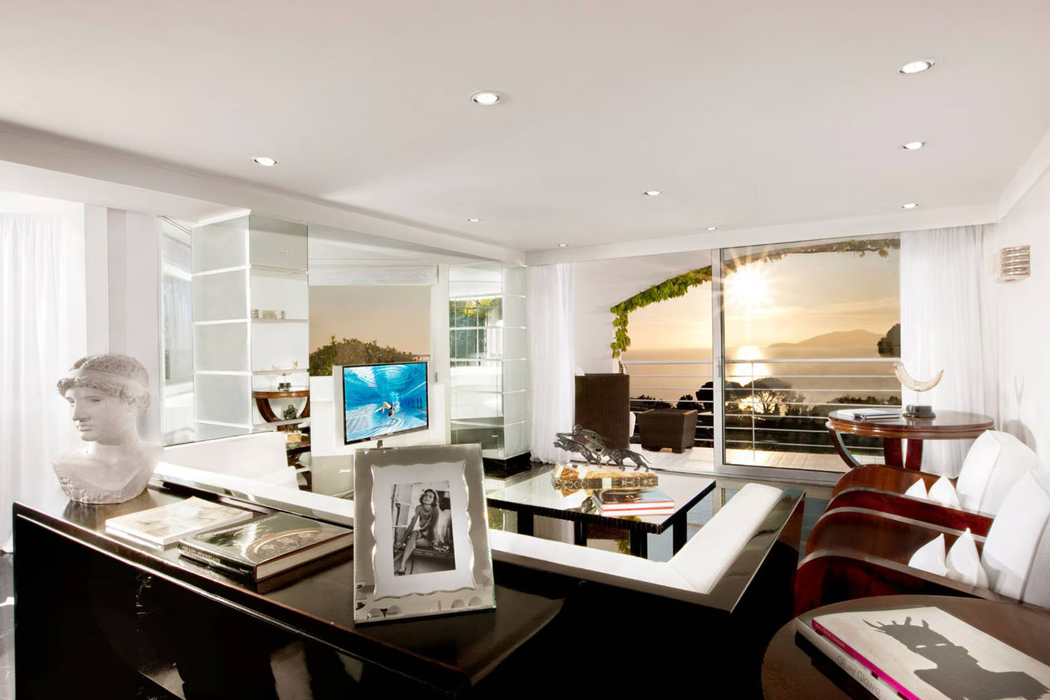 Presidential Paltrow Suite Sea Side with Private Pool and Terrace LuxuriaVacations